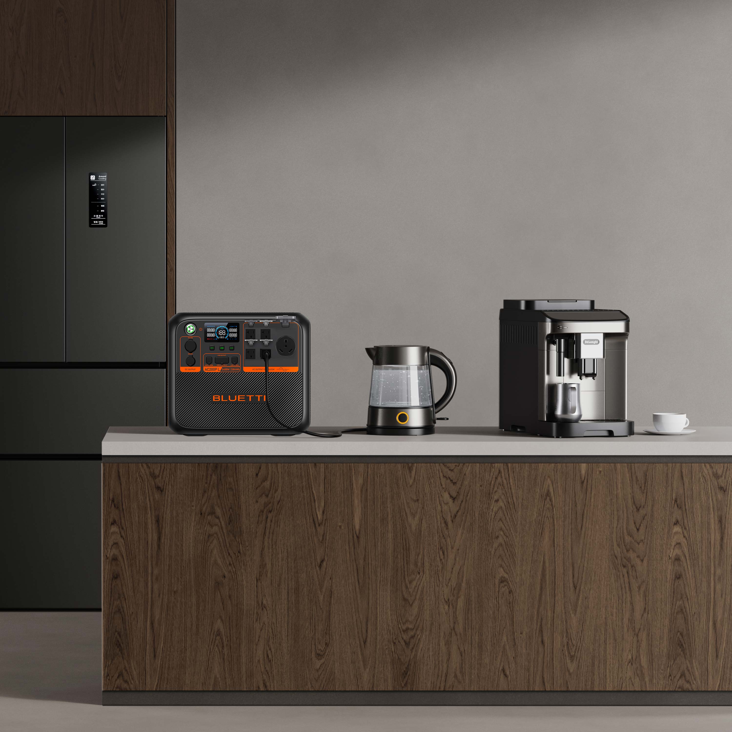 Bluetti AC200PL power station 2304 Wh